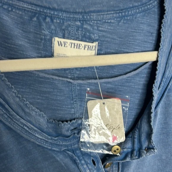 NWT Free People Our Song We The Free Henley Long Lace Sleeve Top- Blue - Picture 3 of 5